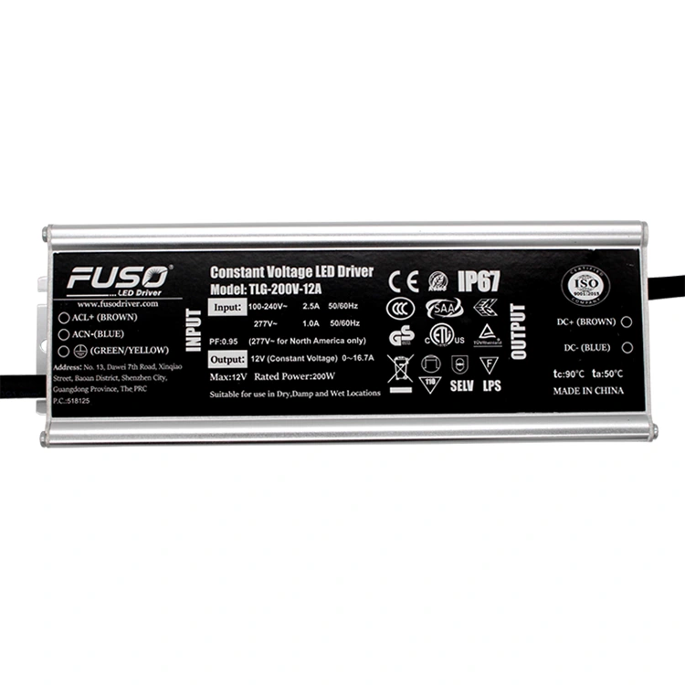 높은 PF 12V 200W 정전압 LED 드라이버는 어떻게 조명 성능을 향상합니까?